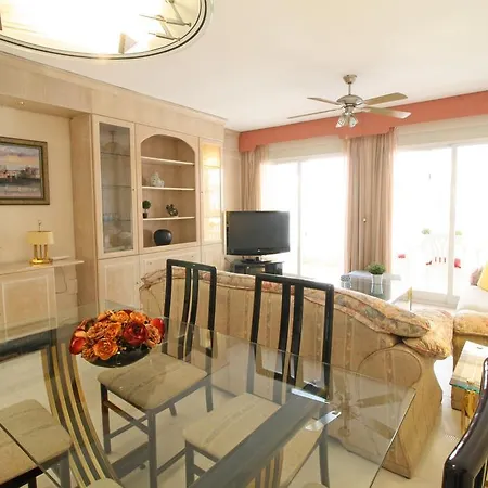 Apartment Holiday Apartment Perlamar *
