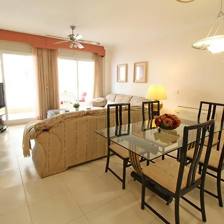 شقة Holiday Apartment Perlamar